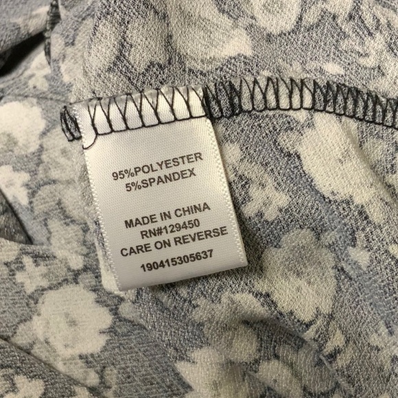 ELLE black and white floral blouse, round neck. S - Picture 4 of 4